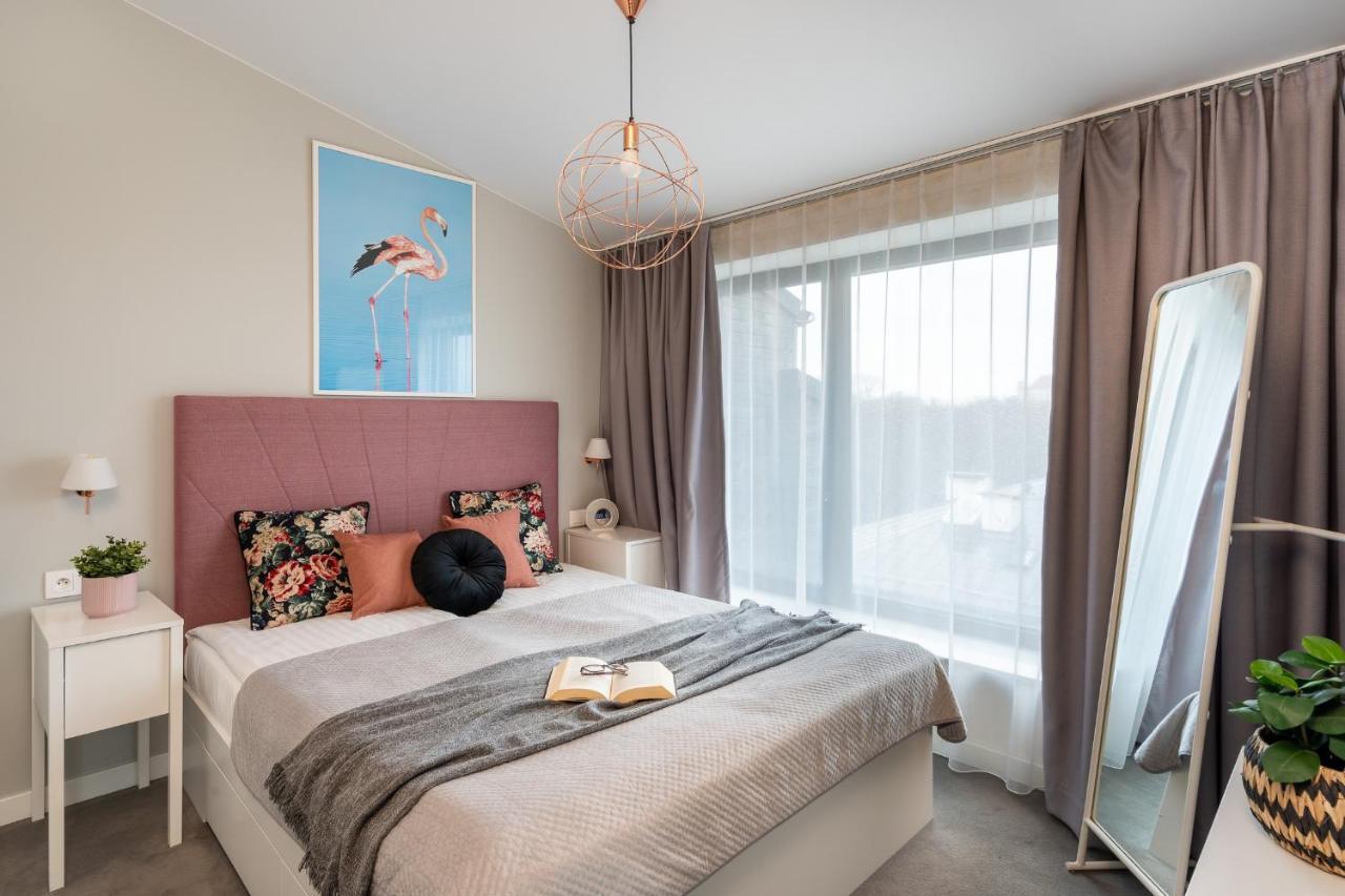 3 Minutes Apartments Old Town Cracovia Esterno foto